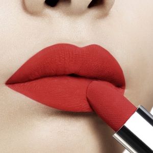 Dior red 999 Matte rouge lipstick